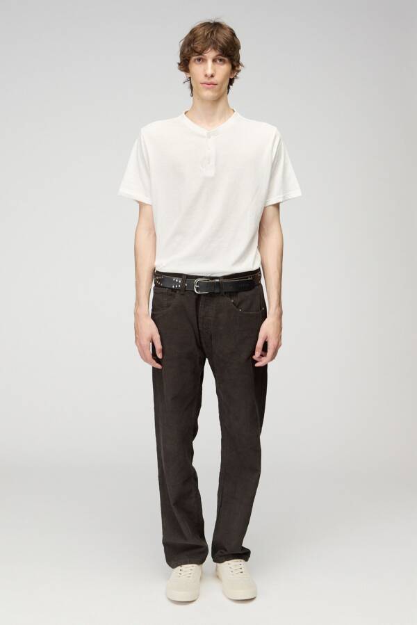 BOWEN ESSENTIAL BUTTON TEE - Image 4