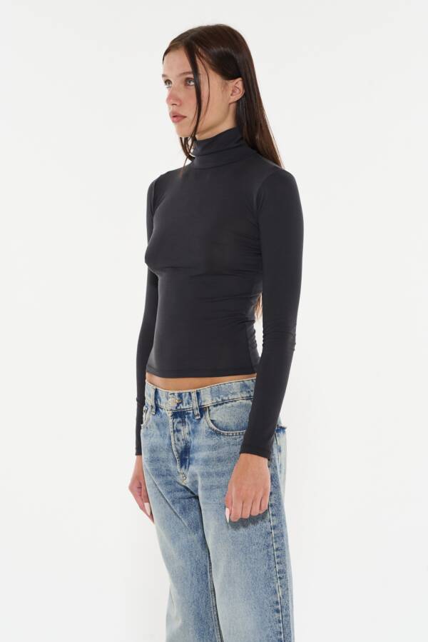 AY NOT DEAD POLERA AGNES - Image 2