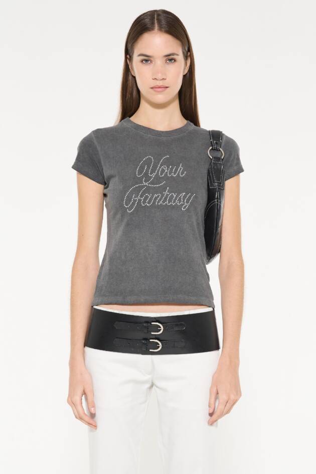 AY NOT DEAD REMERA FANTASY