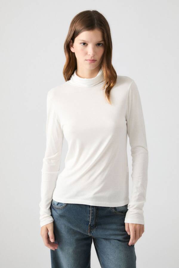 DELUCCA POLERA OLEIROS