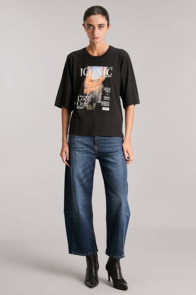 KOSIUKO REMERA ICONIC MAGAZINE
