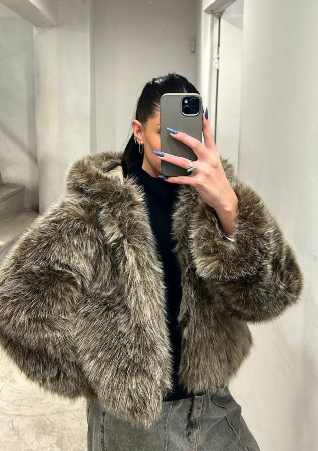 MARIA ANTONIETA TAPADO ZIRA FAUX FUR IMPORTADO
