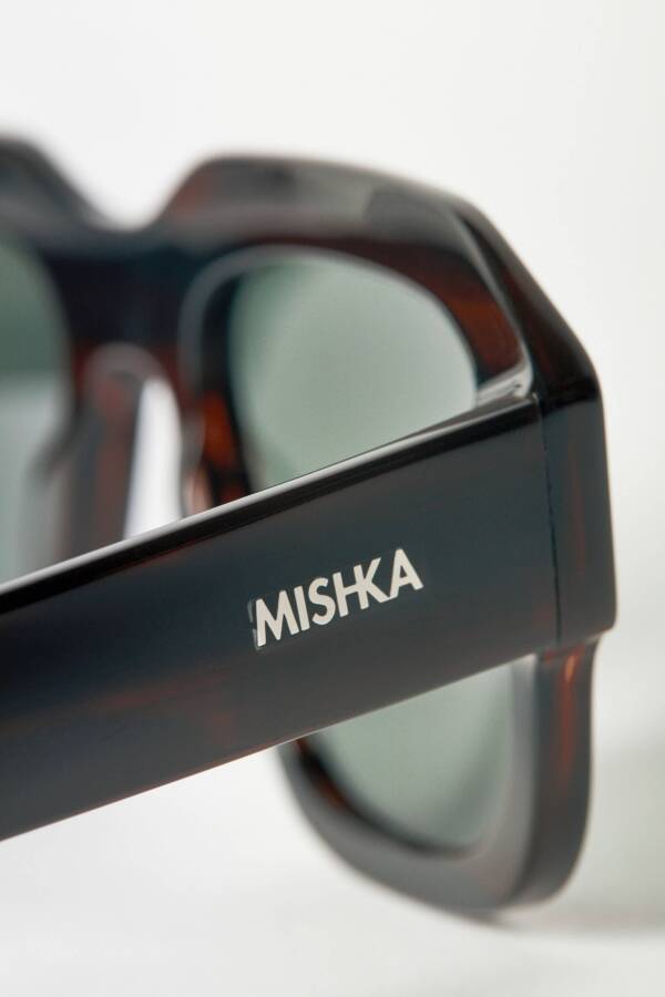 MISHKA ANTEOJOS ISA - Image 5