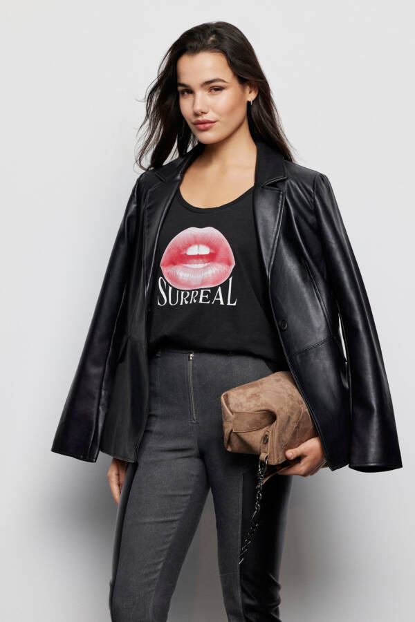 TUCCI REMERA SURREAL