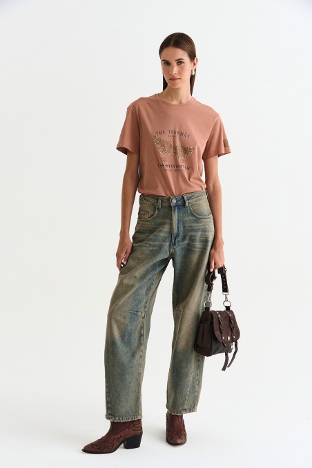 VESNA REMERA HERA ALAS BEIGE