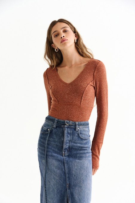 VESNA REMERA ASTERIA LADRILLO