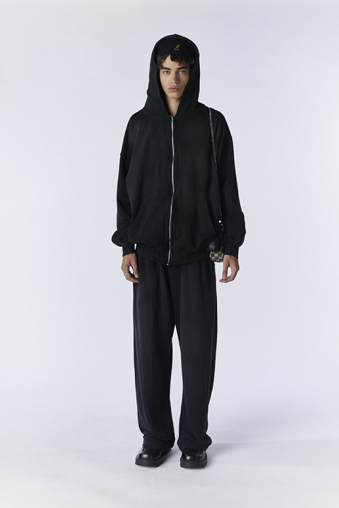 MIDWAY CAMPERA AMINÉ