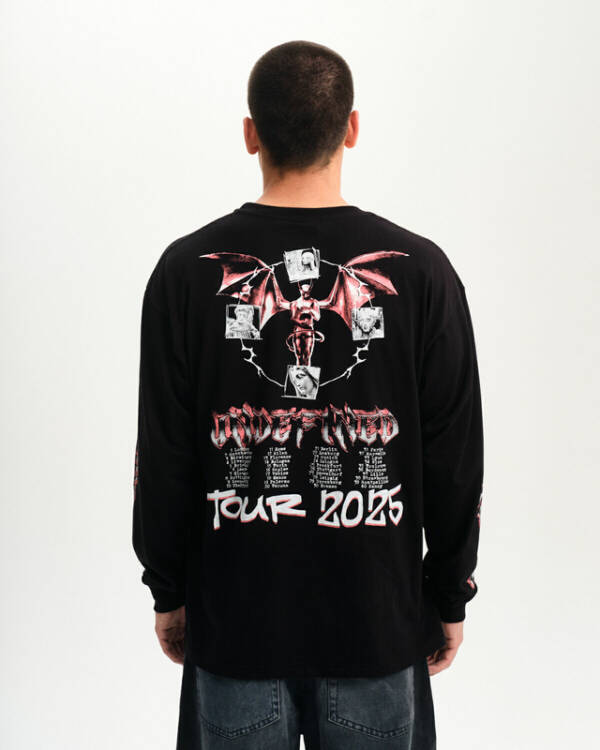 UNDEFINED REMERA ML DEVIL TOUR - Image 4