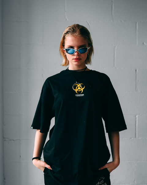 VIEJASCUL REMERA OVERSIZE ALIEN BLACK