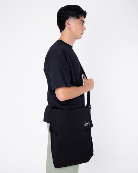 VIEJASCUL MESSENGER BAG NEGRA