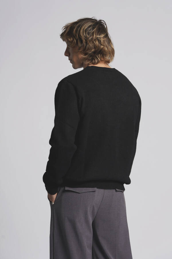 BATUK SWEATER BÁSICO SATURNO - Image 2