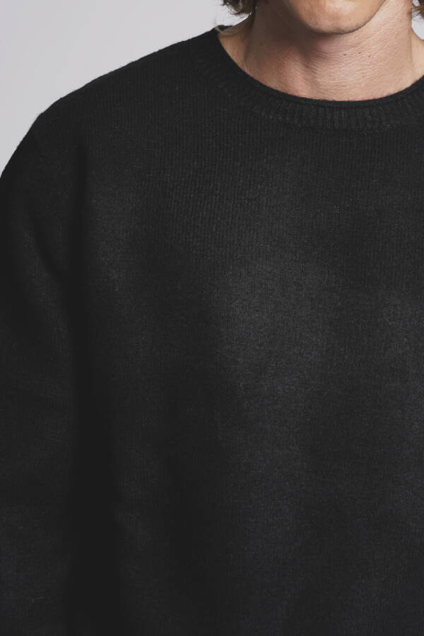 BATUK SWEATER BÁSICO SATURNO - Image 4
