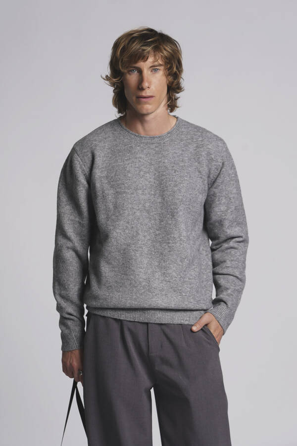 BATUK SWEATER BÁSICO SATURNO