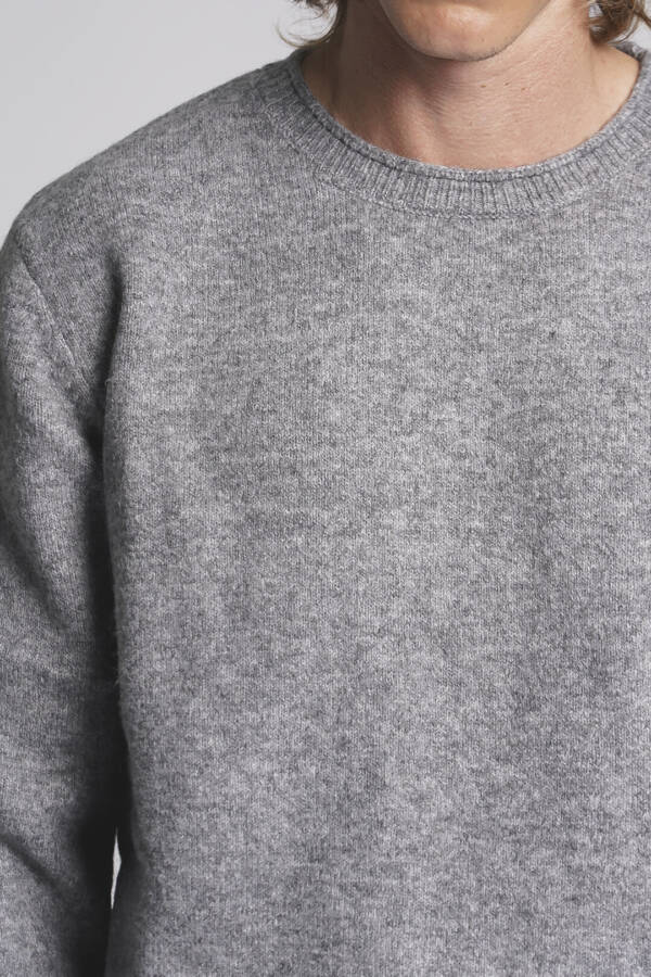BATUK SWEATER BÁSICO SATURNO - Image 3