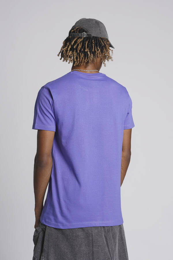 BATUK REMERA ESTAMPADA BORJA - Image 2