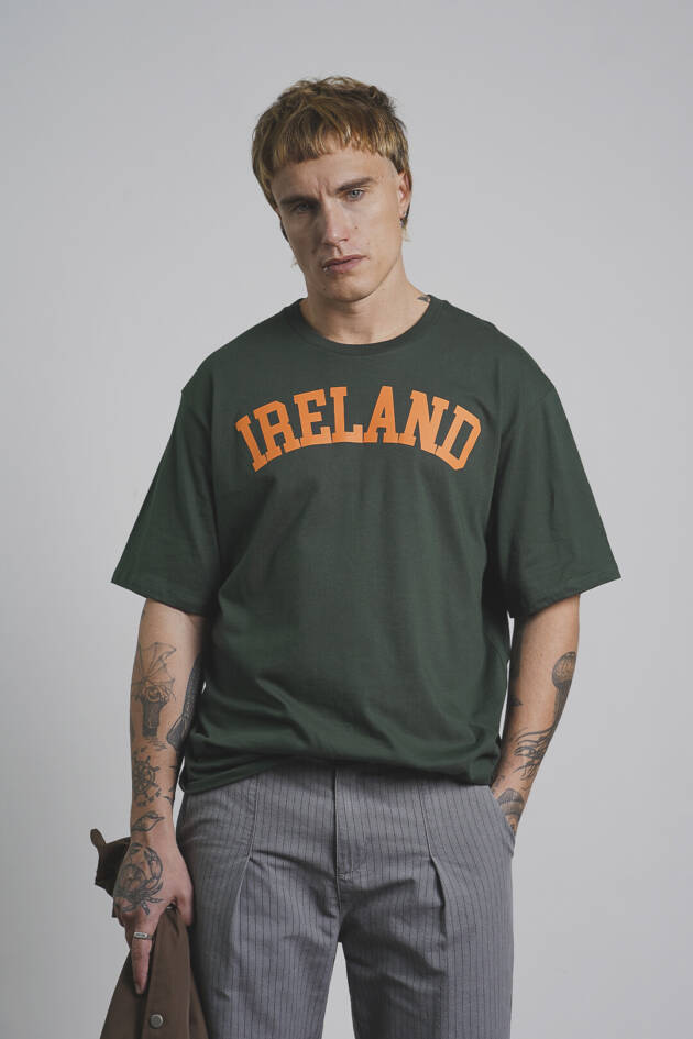 BATUK REMERA ESTAMPADA SEYTON