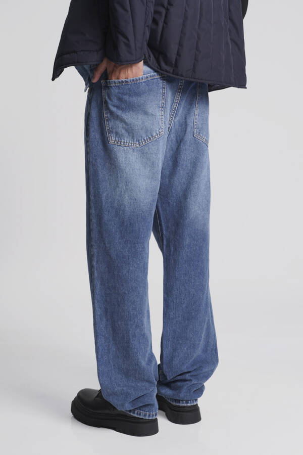 BATUK PANTALÓN DENIM DIFERENCIADO VENOM - Image 3