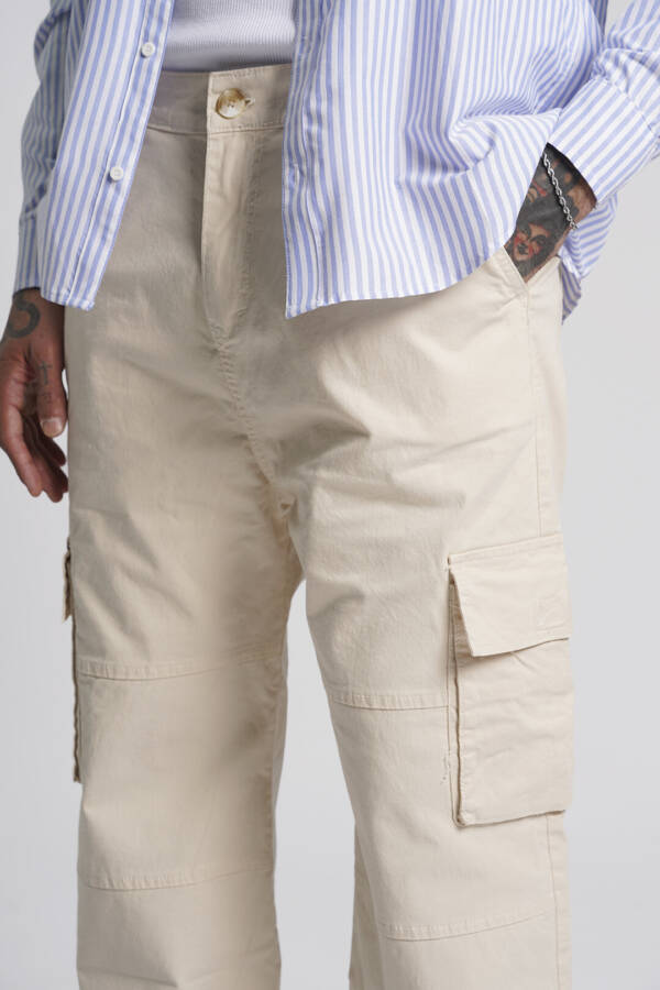 BATUK PANTALÓN CAROL - Image 3