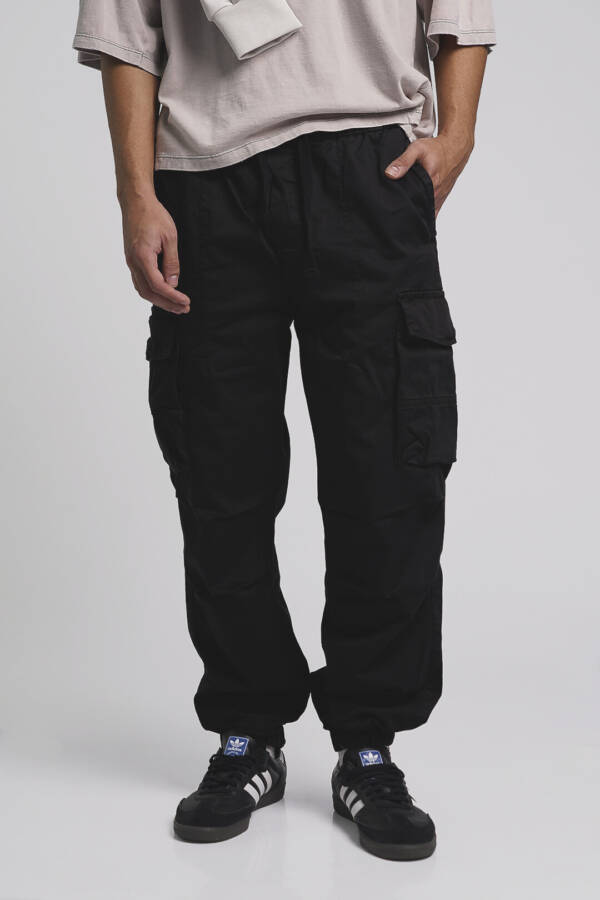 BATUK PANTALÓN JOGGER DIFERENCIADO BEREBER - Image 2