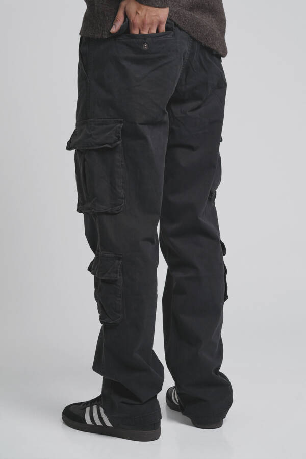 BATUK PANTALÓN CARGO DIFERENCIADO BAROCK - Image 3