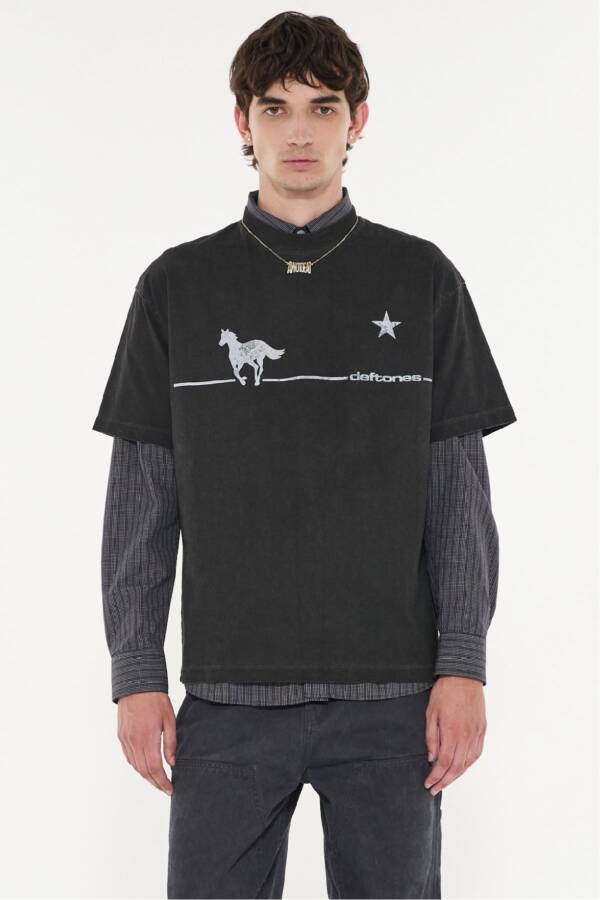 AY NOT DEAD REMERA DEFTONES