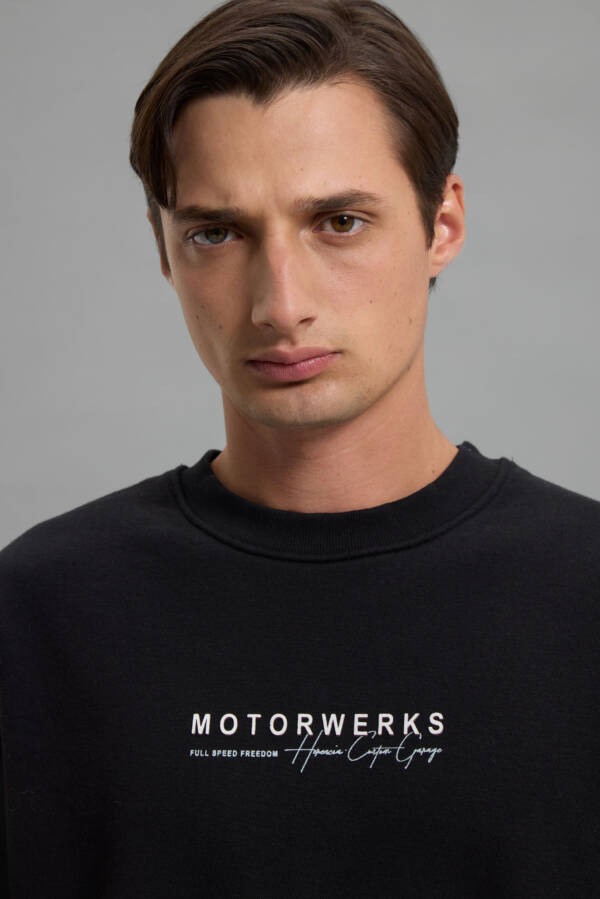 HERENCIA BUZO MOTORWERKS - Image 2