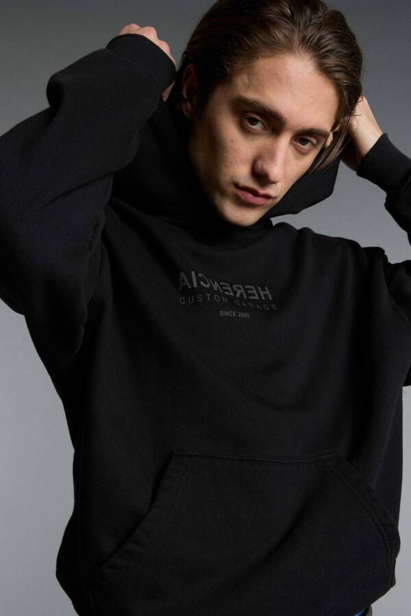 HERENCIA HOODIE OVER HCG - Image 3