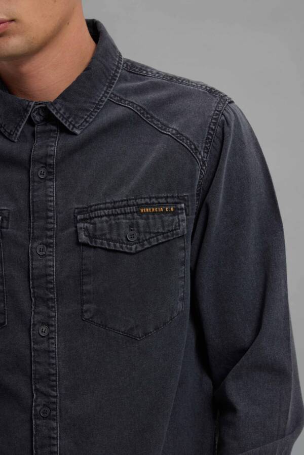 HERENCIA CAMISA PILOT DARK - Image 4
