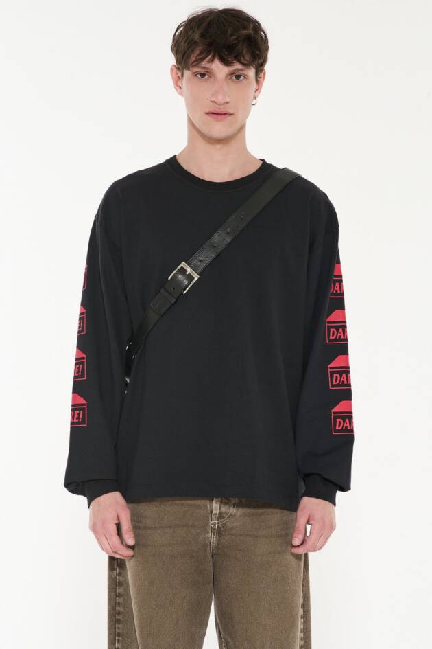 AY NOT DEAD REMERA ML CORRECTION