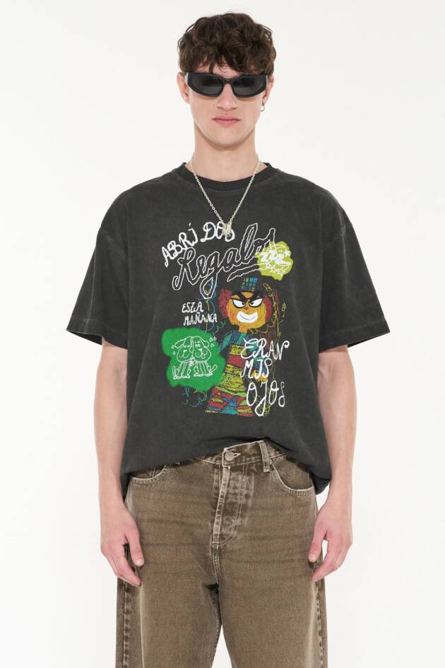 AY NOT DEAD REMERA OJOS