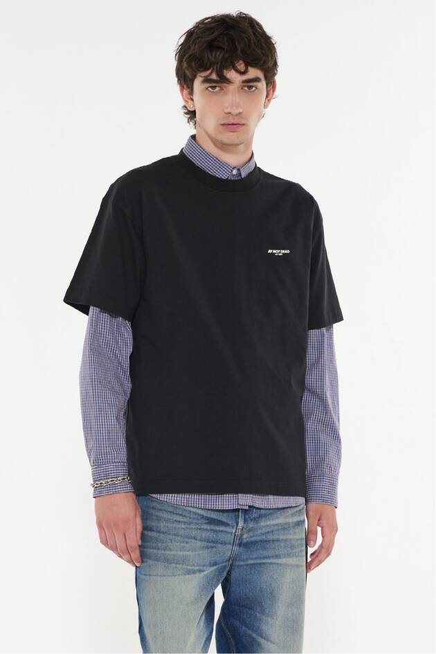 AY NOT DEAD REMERA OVER CLASSIC