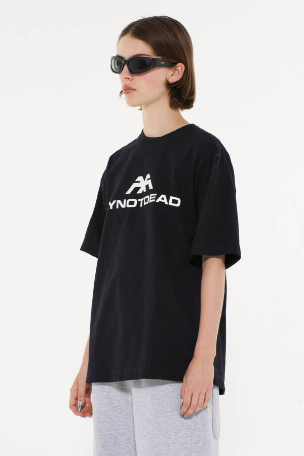 AY NOT DEAD REMERA LOGO - Image 3