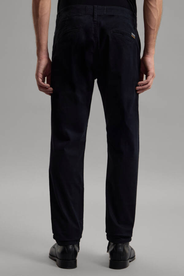 HERENCIA PANTALÓN FREDDIE BLACK - Image 4