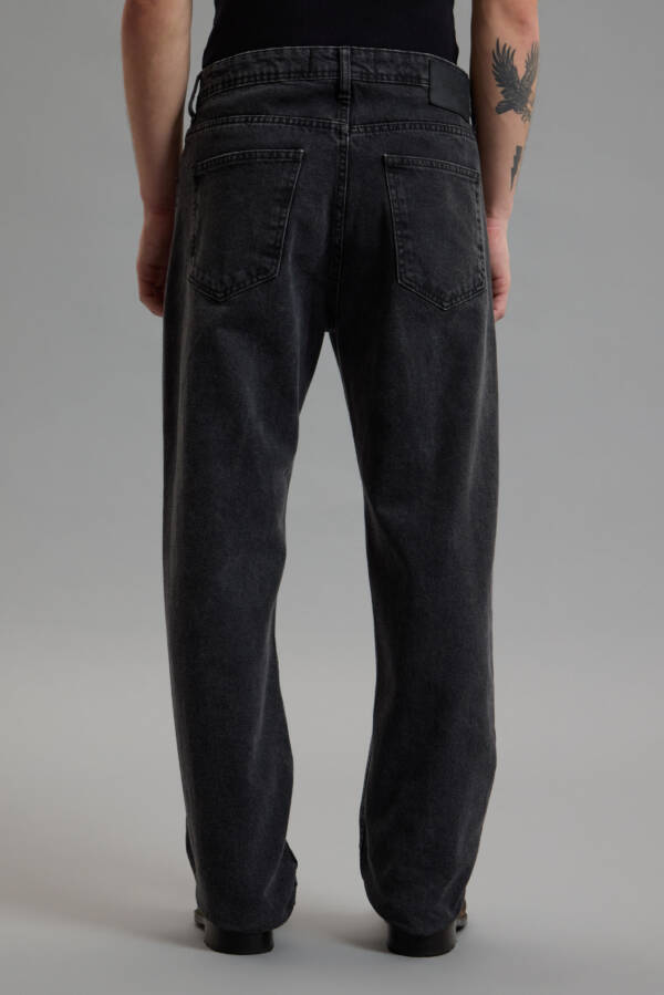 HERENCIA JEANS SAINT BLACK - Image 4