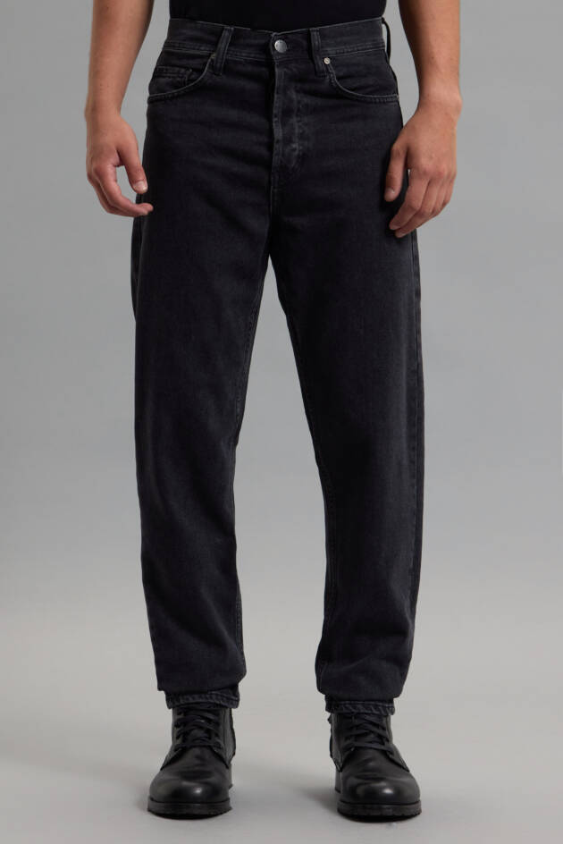 HERENCIA JEANS CARROT BLACK