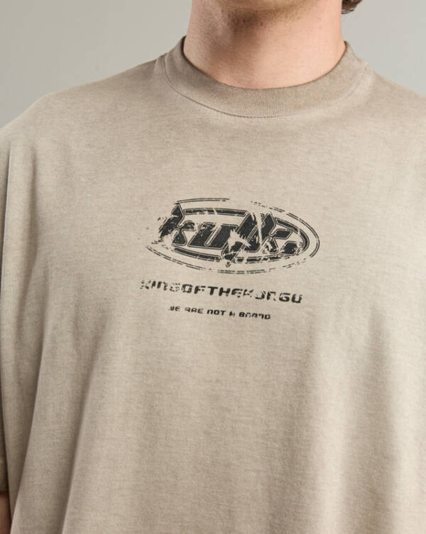 KING OF THE KONGO REMERA SPORT STAINED - Image 3