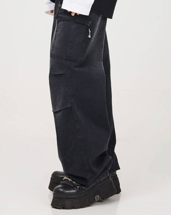 KING OF THE KONGO PARACHUTE WASH BLACK - Image 3