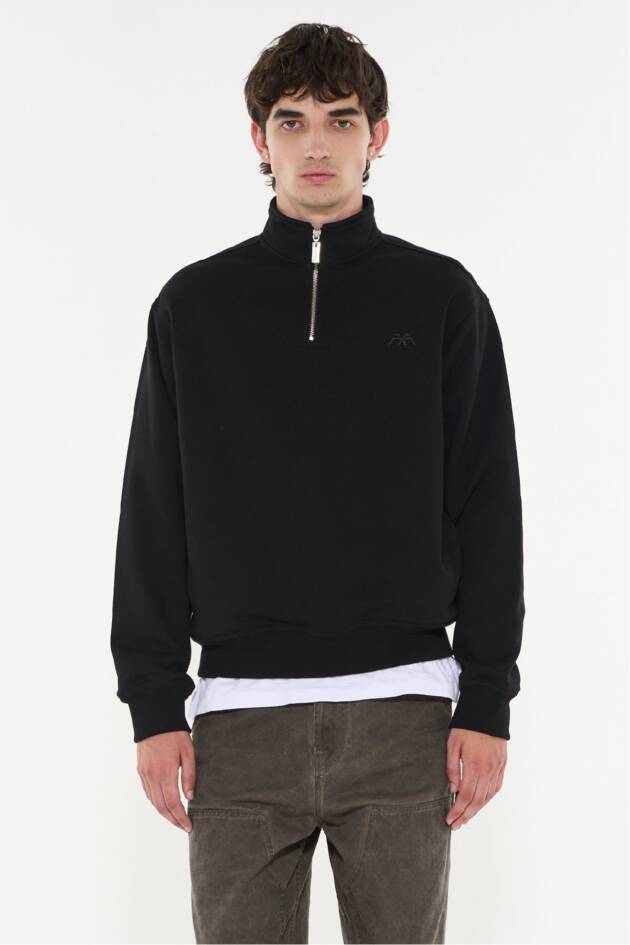 AY NOT DEAD BUZO ZIPPER