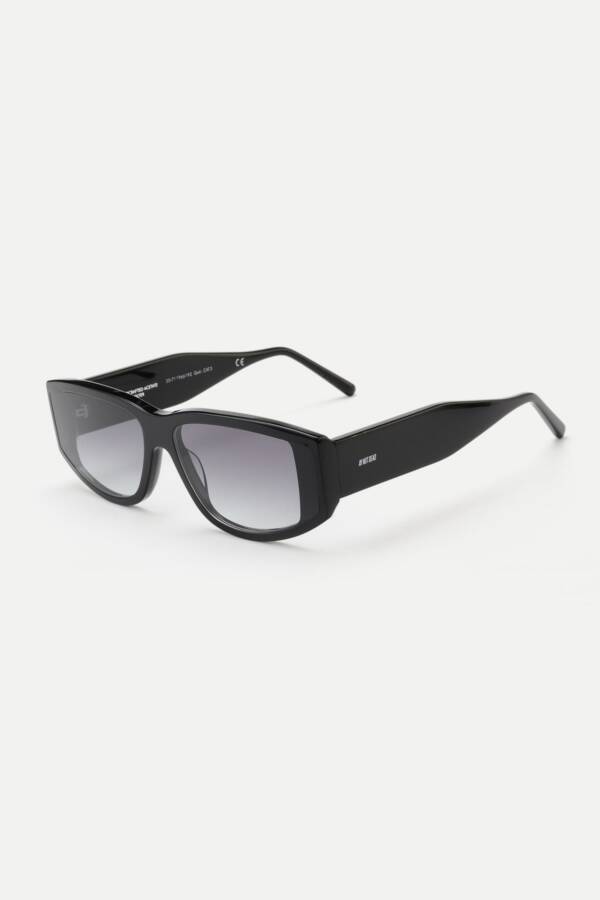 AY NOT DEAD PRIEST 100 08 - Image 2