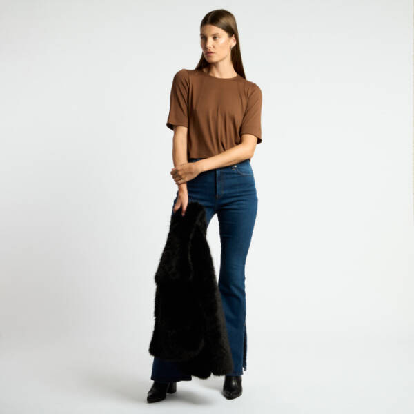KEVINGSTON REMERA MOUNA - Image 2