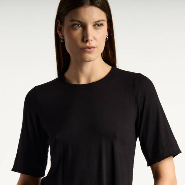KEVINGSTON REMERA MOUNA - Image 3