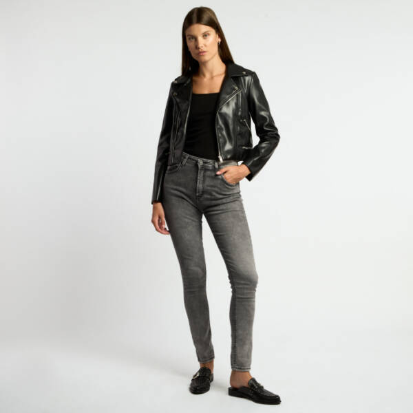 KEVINGSTON JEAN NEW CHARLIZE V