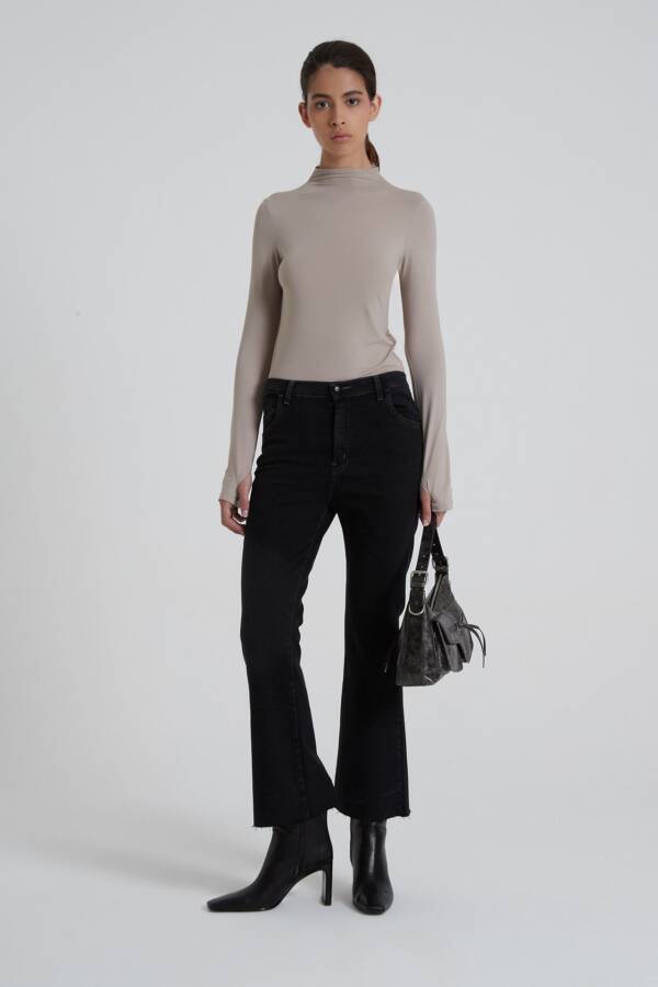 MARIA CHER FLARE CROP ALCIONE N NEGRO