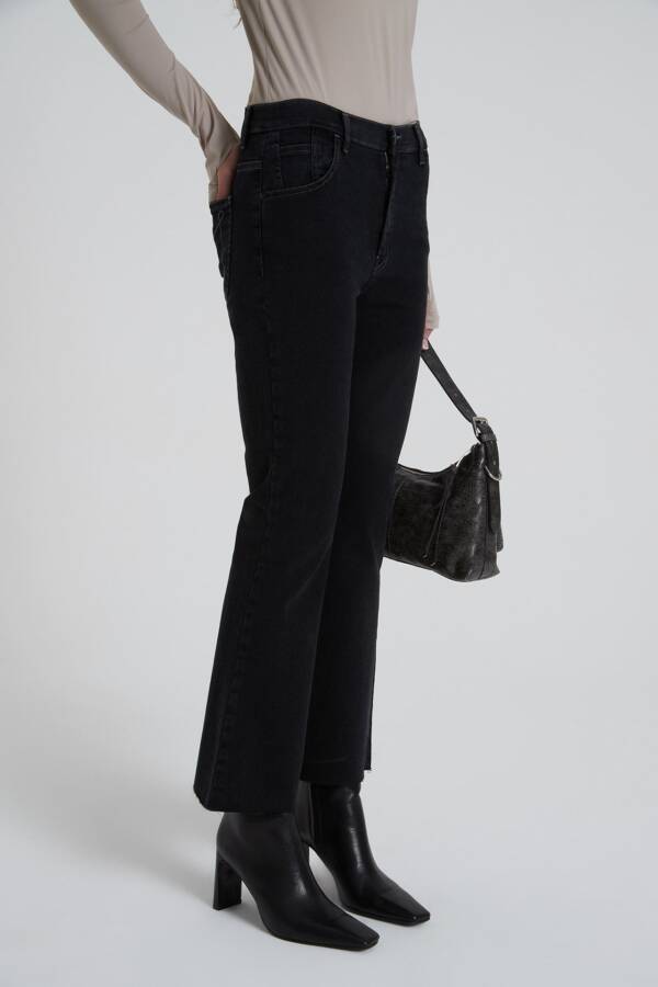 MARIA CHER FLARE CROP ALCIONE N NEGRO - Image 2