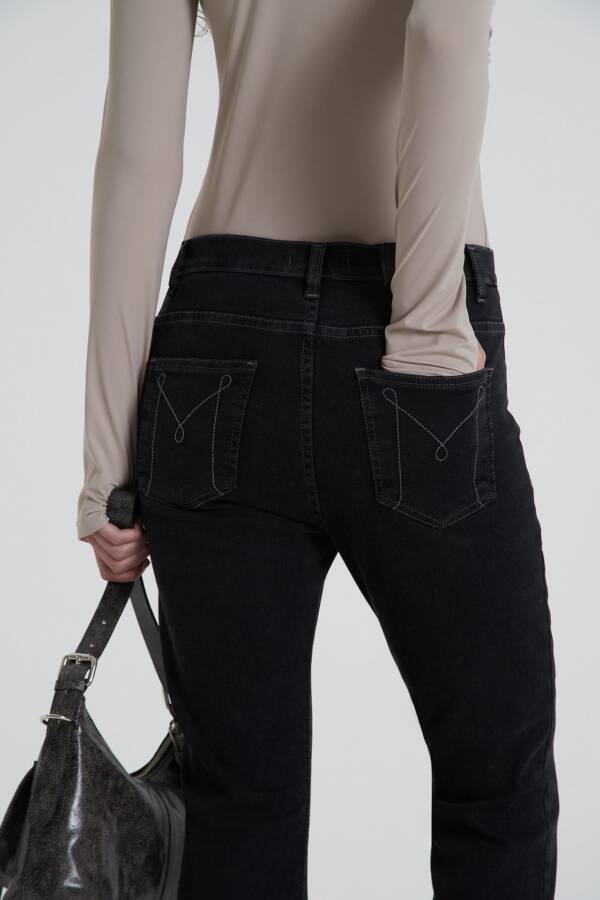MARIA CHER FLARE CROP ALCIONE N NEGRO - Image 4