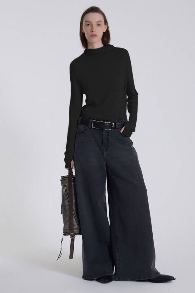 MARIA CHER ULTRA LOOSE ANDROMEDA N NEGRO