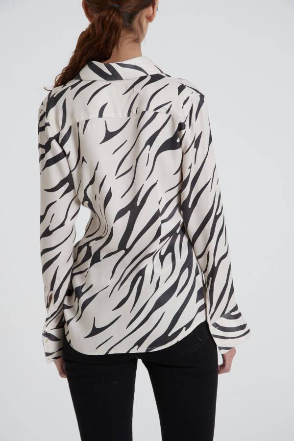 MARIA CHER CAMISA MALAY ESTAMPADO - Image 3