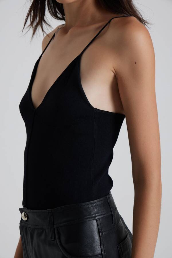 MARIA CHER TOP CORTO ACUARIO NEGRO - Image 3