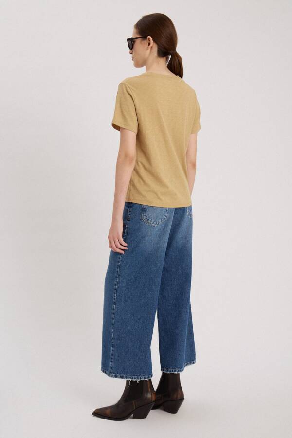 MARIA CHER REMERA MC ESTELA CAMEL - Image 3