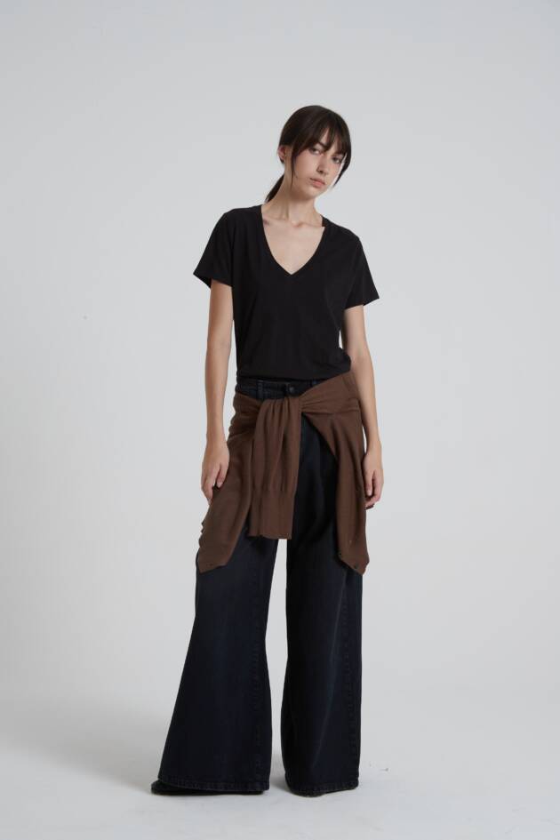 MARIA CHER REMERA V ESTELA NEGRO